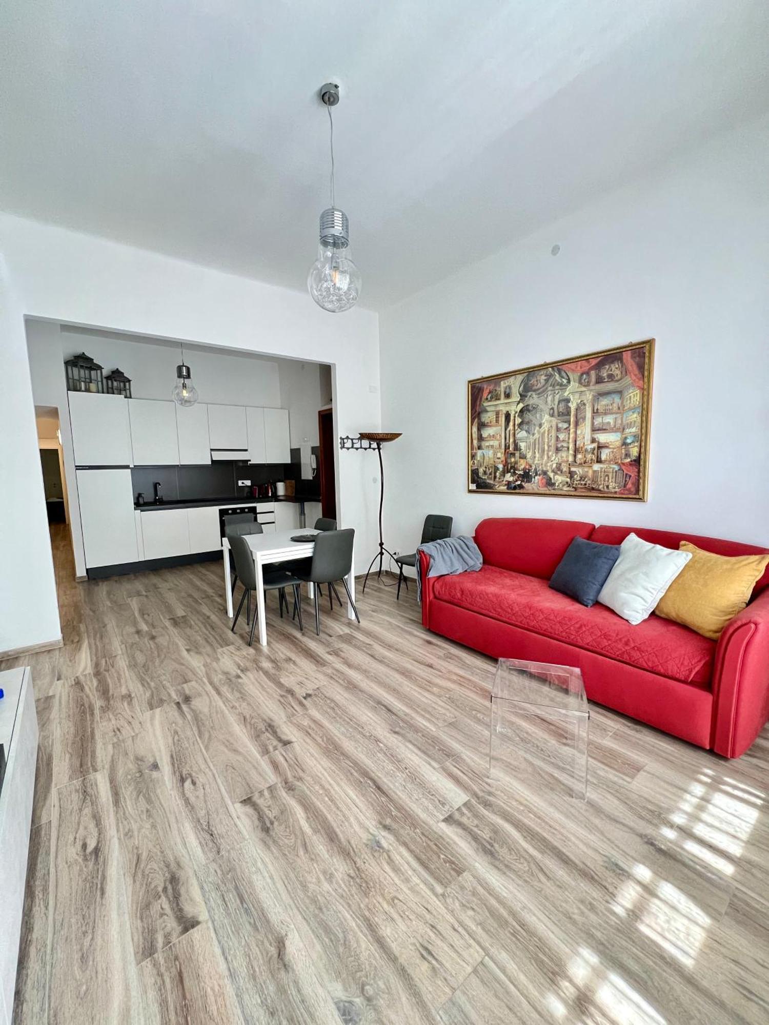 La - Puzzle House Apartment Viareggio